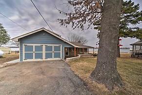 Private Beach: Waterfront Disney Getaway!