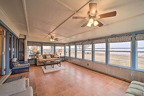 Private Beach: Waterfront Disney Getaway!