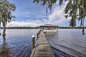 Georgetown Escape w/ Slip: Boat Access Only