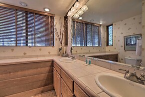 Upscale Flagstaff Country Club Home w/ Mtn Views!