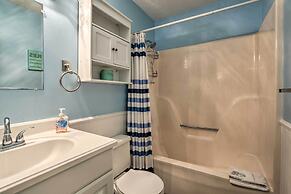 Beach + Pool Access: Colorful Hilton Head Condo!