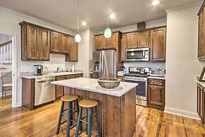 'thomson Farm' Classic Home < 10 Mi to Vineyards!