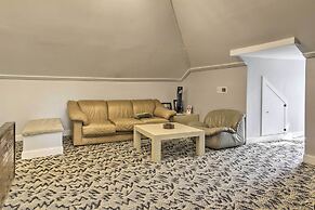 'thomson Farm' Classic Home < 10 Mi to Vineyards!