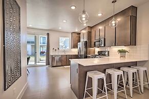 Villa w/ Hot Tubs ~ 5 Miles to Historic St. George