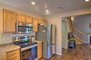 Near Golfing & Hiking: Payson Family Cabin!