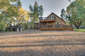 Cozy Augusta Cabin w/ Furnished Deck & Grill!