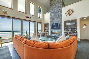 Oceanfront Home w/ Hot Tub+sauna, 8 Mi. to Newport