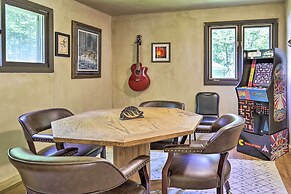 Cozy Florence Cabin, Proximity to Keyes Peak!