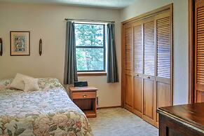 Cloudcroft Mtn Home w/ Patio, Walk to Golf Course!