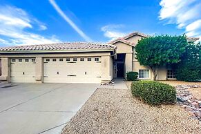 Beautiful Chandler Escape w/ Putting Green & Pool!