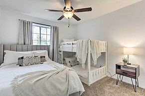 Beautiful Chandler Escape w/ Putting Green & Pool!