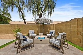 Beautiful Chandler Escape w/ Putting Green & Pool!