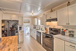 Lakefront Greers Ferry Cabin w/ Covered Boat Slip!