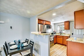 Daytona Beach Vacation Rental Apt - 2 Mi to Beach!