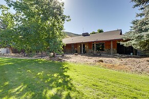 Heber City Home: Private Yard & Hot Tub!