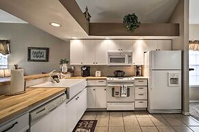 Lakefront Branson Getaway Near Marina & Fishing!