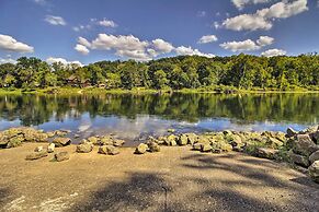 Lakefront Branson Getaway Near Marina & Fishing!