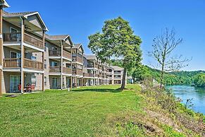 Lakefront Branson Getaway Near Marina & Fishing!