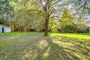 Relaxing Catskills Apt < 3 Mi to Windham Mountain!