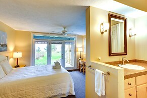 Glen Arbor Vacation Rental w/ Views of Lake!