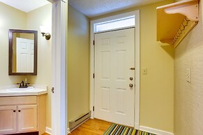 Glen Arbor Vacation Rental w/ Views of Lake!