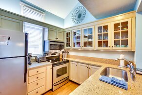 Glen Arbor Vacation Rental w/ Views of Lake!