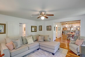 Marshall Cottage on 1895 Tobacco Farm w/ Hot Tub!