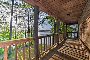 Springville Cabin on Kentucky Lake w/ Deck!