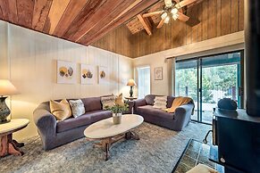 Pinecrest Retreat With Fireplace!