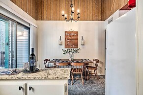 Pinecrest Retreat With Fireplace!