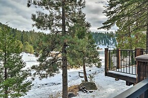 Pinecrest Retreat With Fireplace!