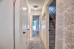 Pinecrest Retreat With Fireplace!