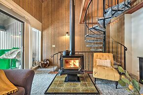 Pinecrest Retreat With Fireplace!