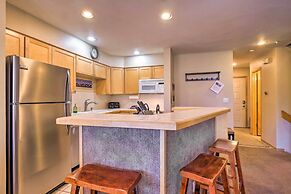 Walk to Lifts: 'chimney Ridge' Townhome w/ Hot Tub