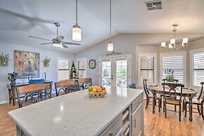 Patio & Grilling Station: Family Home in Glendale