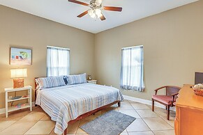 Family-friendly Waterfront Oasis: 7 Miles to Beach