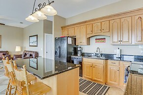 Family-friendly Waterfront Oasis: 7 Miles to Beach