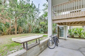 Family-friendly Waterfront Oasis: 7 Miles to Beach