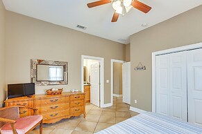 Family-friendly Waterfront Oasis: 7 Miles to Beach