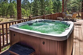 Happy Jack Cabin w/ Hot Tub & Wraparound Porch!