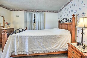 Cozy Chassell House - 10 Mi to Portage Lake!