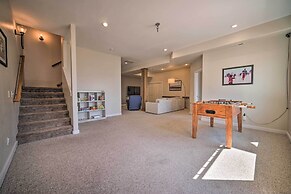 Spacious Lake Stevens Home w/ Fire Pit, Patio