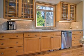 Spacious Lake Stevens Home w/ Fire Pit, Patio