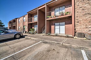 Game Day Retreat: Pool Access, 2 Mi to Texas A & M