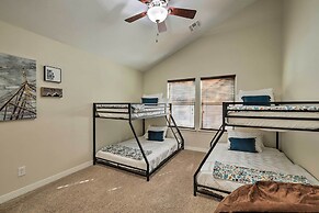 Flagstaff Family Getaway ~ 4 Miles to Downtown!