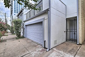 Charming Montrose Townhome With Private Pool!