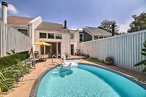 Charming Montrose Townhome With Private Pool!