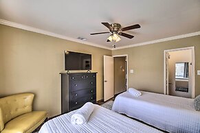 Charming Montrose Townhome With Private Pool!