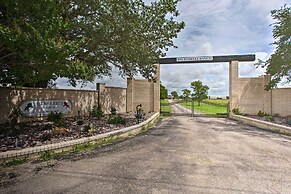 Big Barrels Ranch' on 50 Acres: Countryside Views
