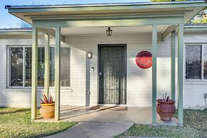 Pet-friendly Phoenix Home: Breezeway & Fenced Yard